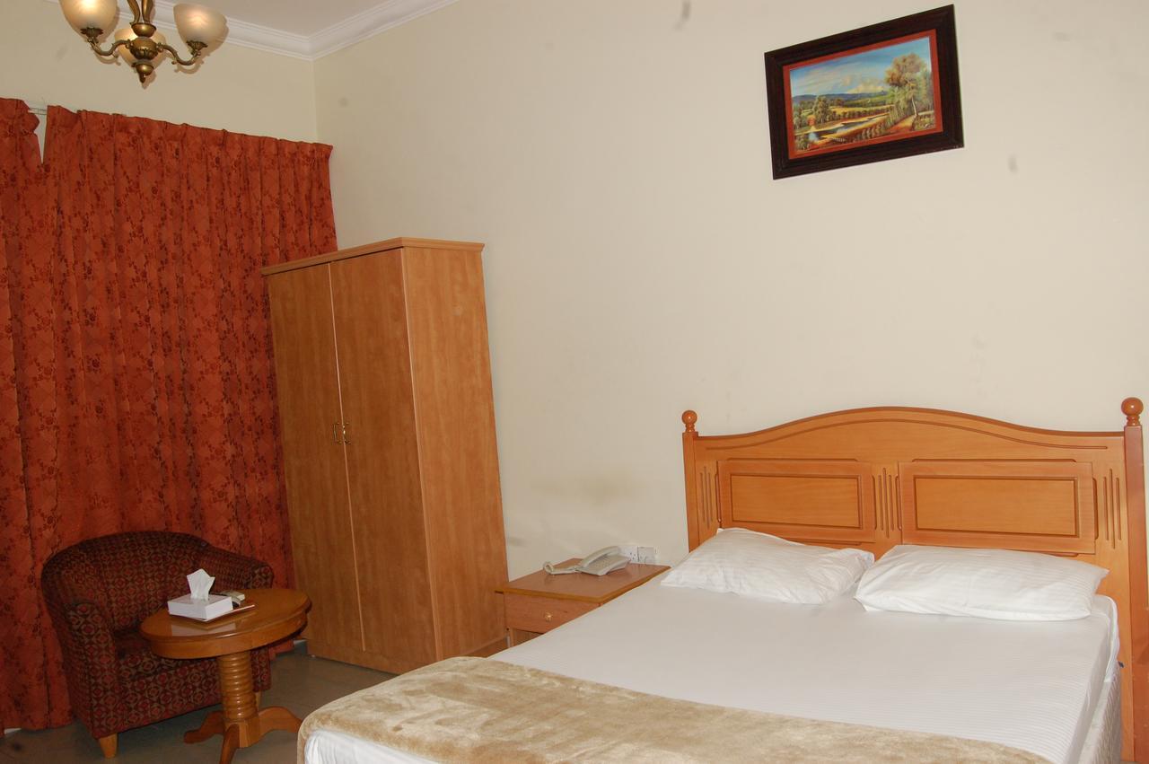 Al Amwaj Hotel Sardzsa Kültér fotó